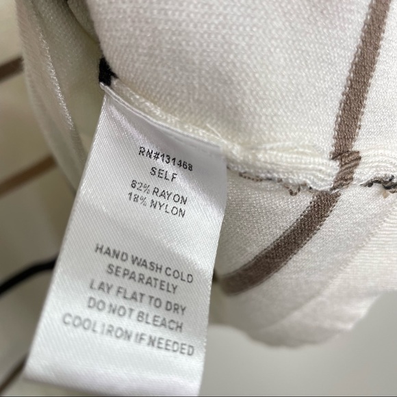 Stitch Fix l Fate Striped Pullover Sweater, Medium - Picture 4 of 9